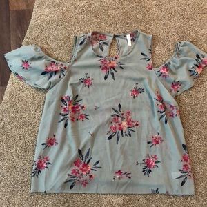 Floral Cold Shoulder Top